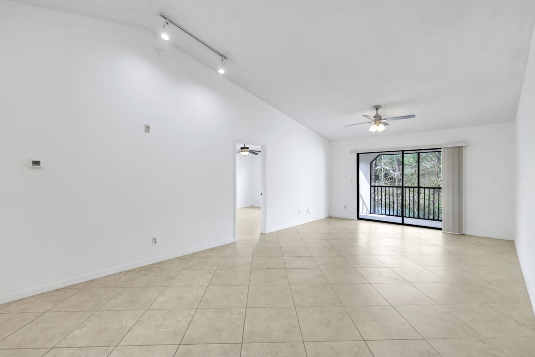 2178 Arbour Walk Cir #2326, Naples, FL 34109