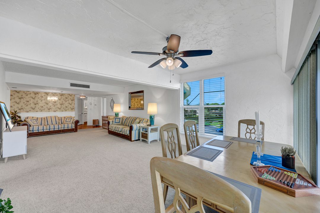955 Palm View Dr #307, Naples, FL 34110