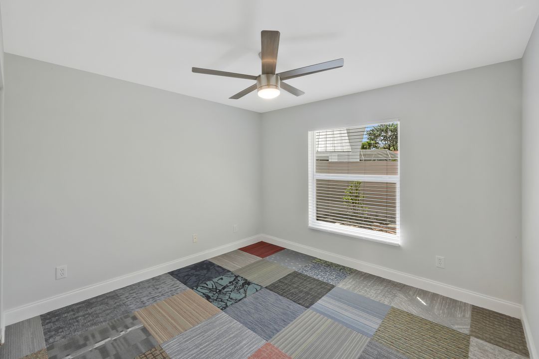 11054 Linnet Ln, Naples, FL 34119