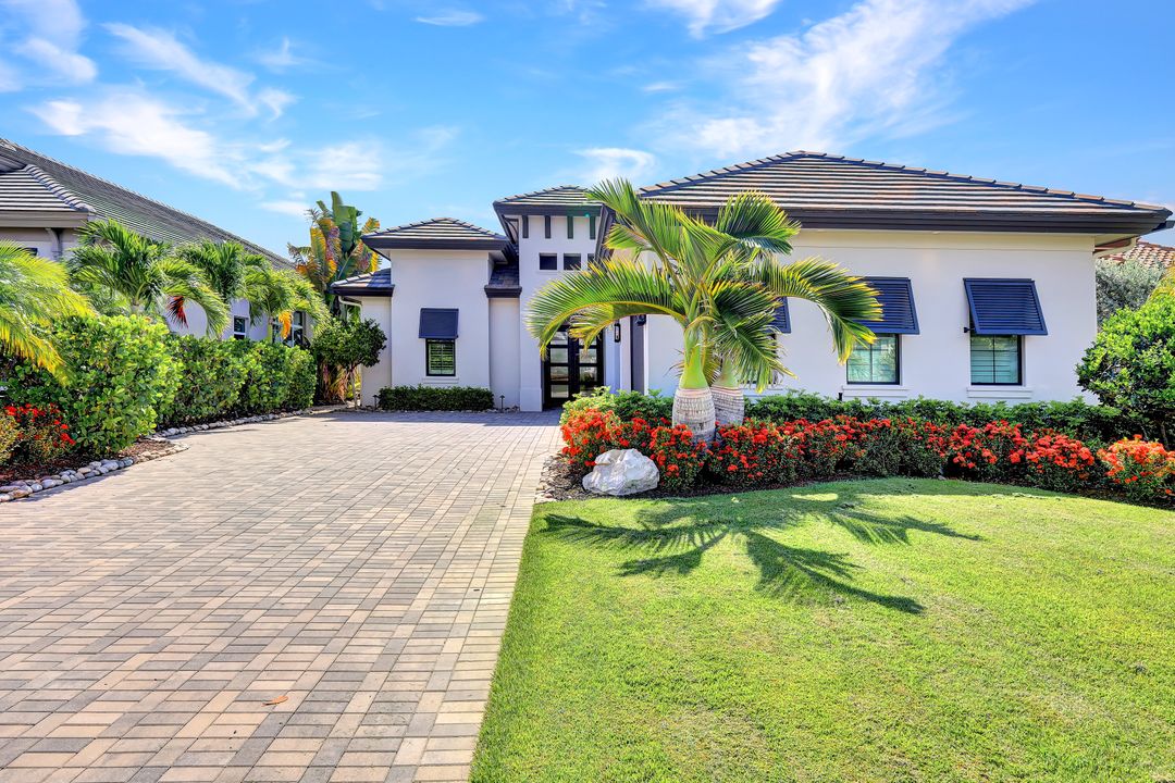 17429 Via Lugano Ct, Miromar Lakes, FL 33913