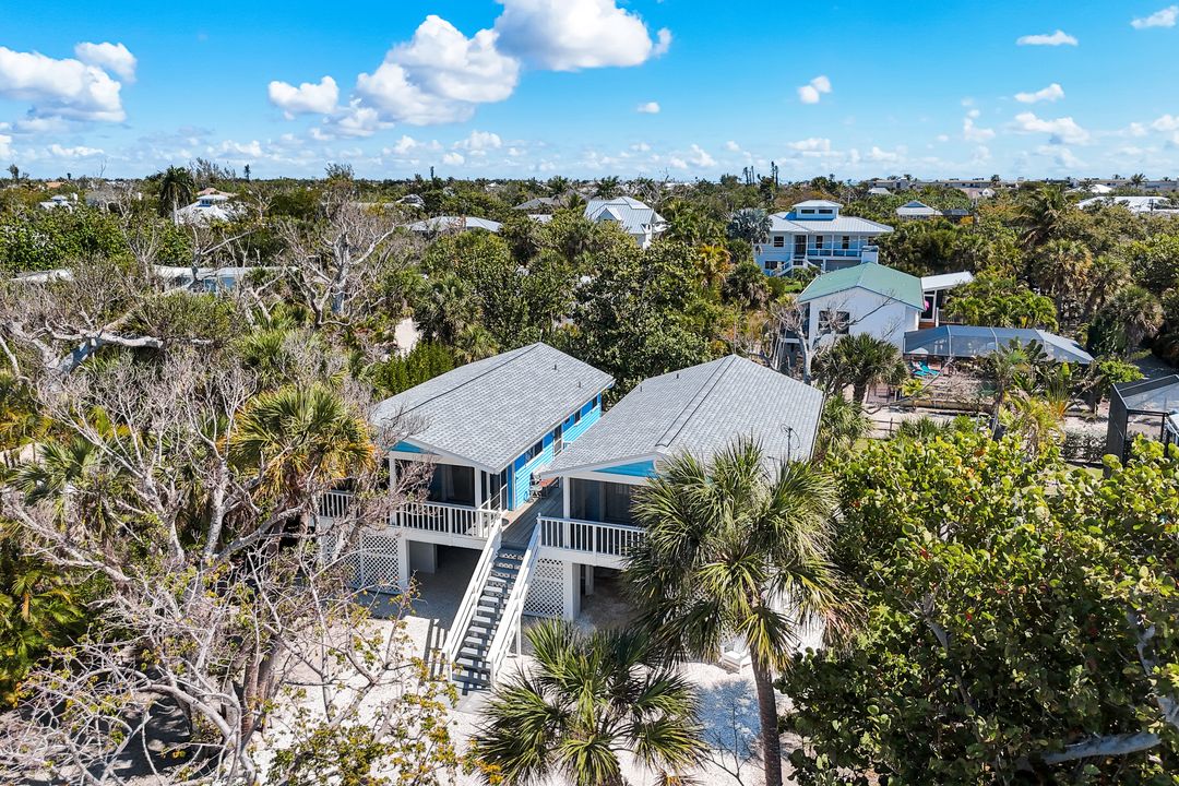 746 Cardium St, Sanibel, FL 33957