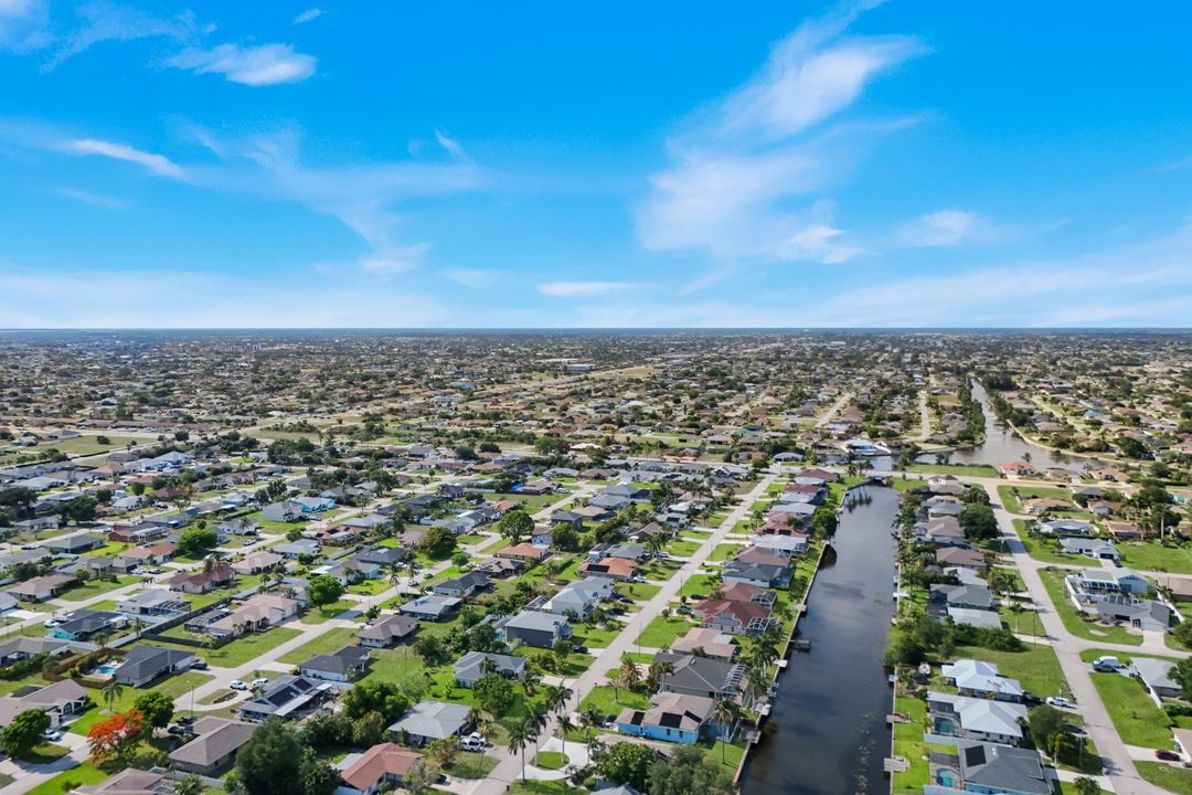 3320 SW 6th Ave, Cape Coral, FL 33914
