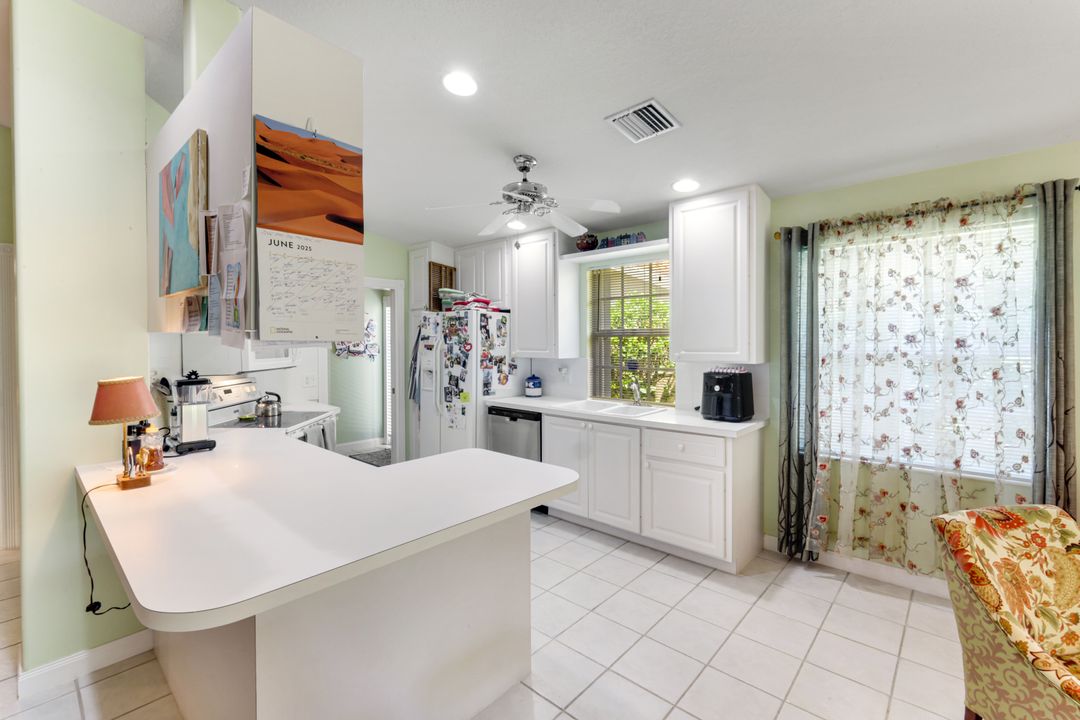 5606 Eleuthera Way, Naples, FL 34119