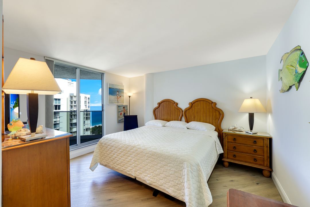 4041 Gulf Shore Blvd N #1505, Naples, FL 34103