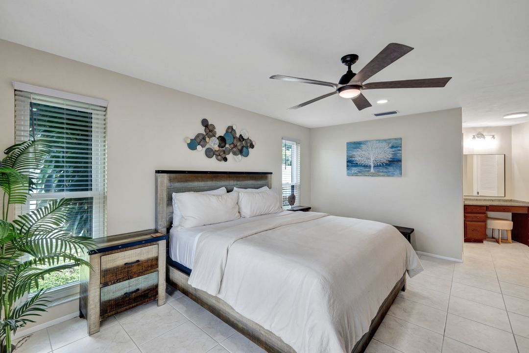 2033 SE 27th Terrace, Cape Coral, FL 33904