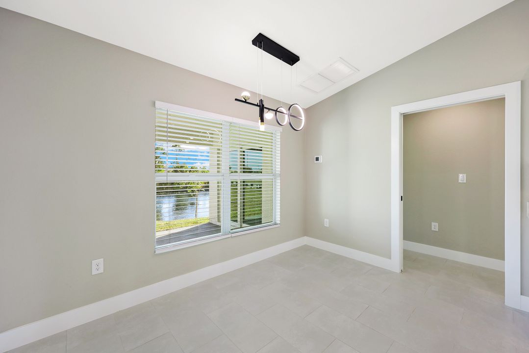 1910 NE 42nd Terrace, Cape Coral, FL 33909