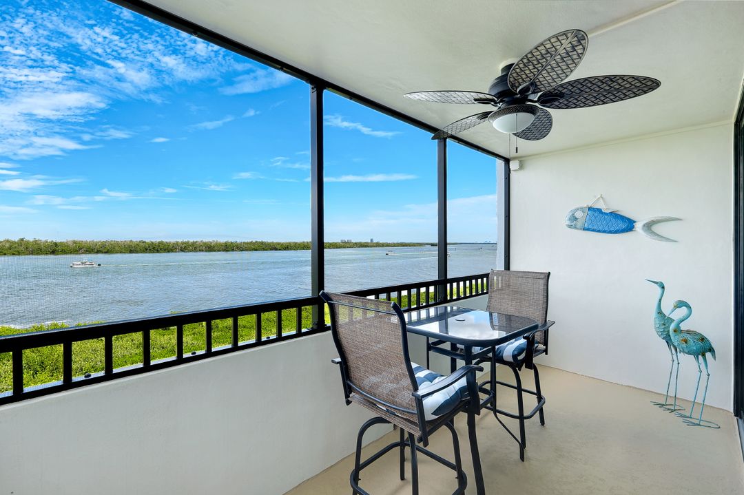 4223 Bay Beach Ln  #2D, Fort Myers Beach, FL 33931