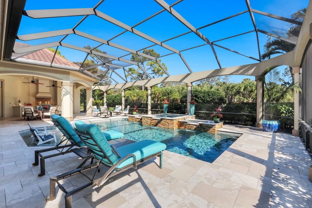 3122 Dahlia Way, Naples, FL 34105