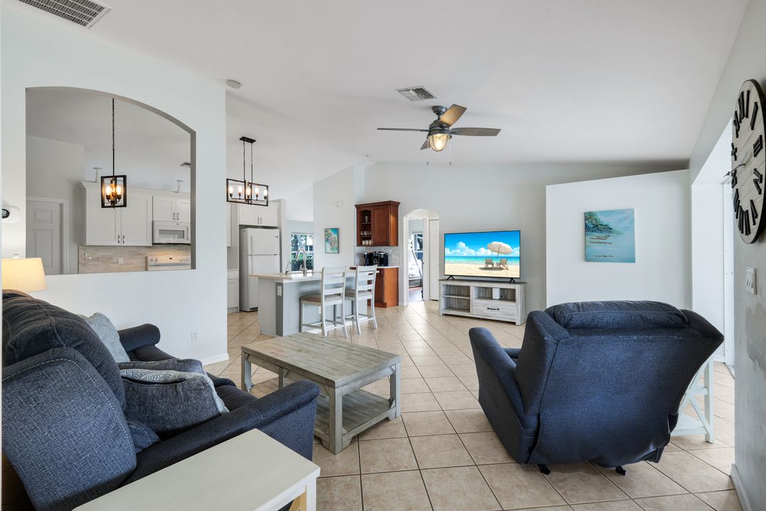 615 SW 39th Terrace, Cape Coral, FL 33914