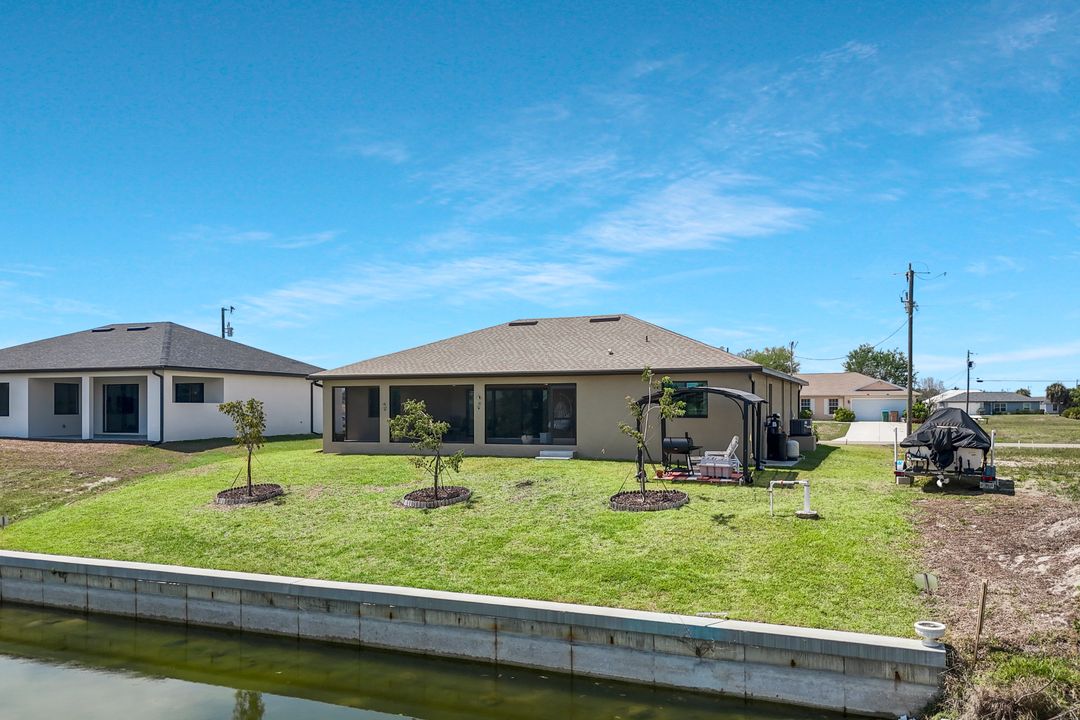 2519 NE 5th Pl, Cape Coral, FL 33909