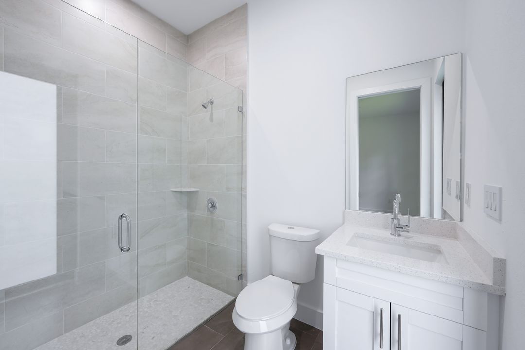 834 Wilson Blvd N, Naples, FL 34120