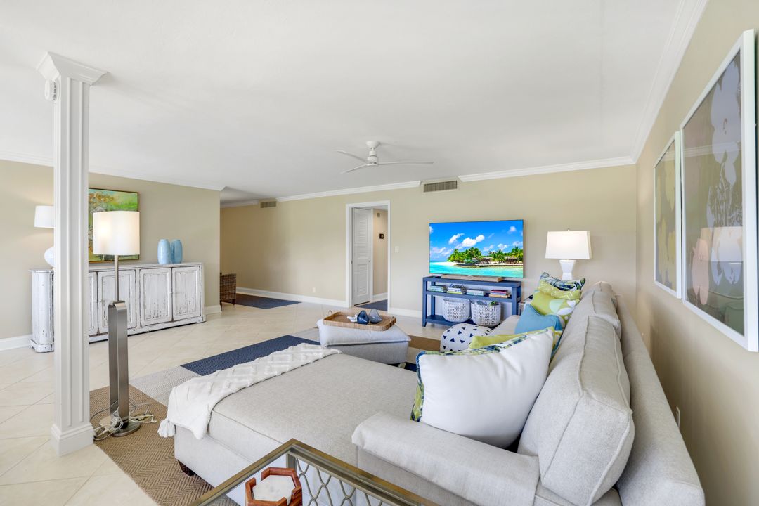 108 Wilderness Dr #132, Naples, FL 34105
