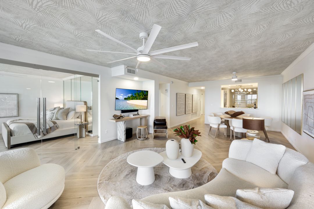 9790 Gulf Shore Dr #505, Naples, FL 34108