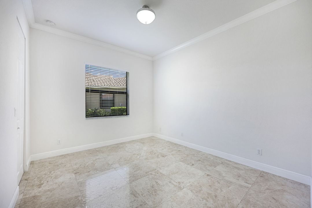 11992 Five Waters Cir, Fort Myers, FL 33913