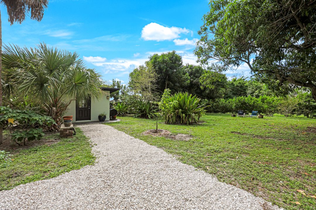 3032 Coco Ave, Naples, FL 34112