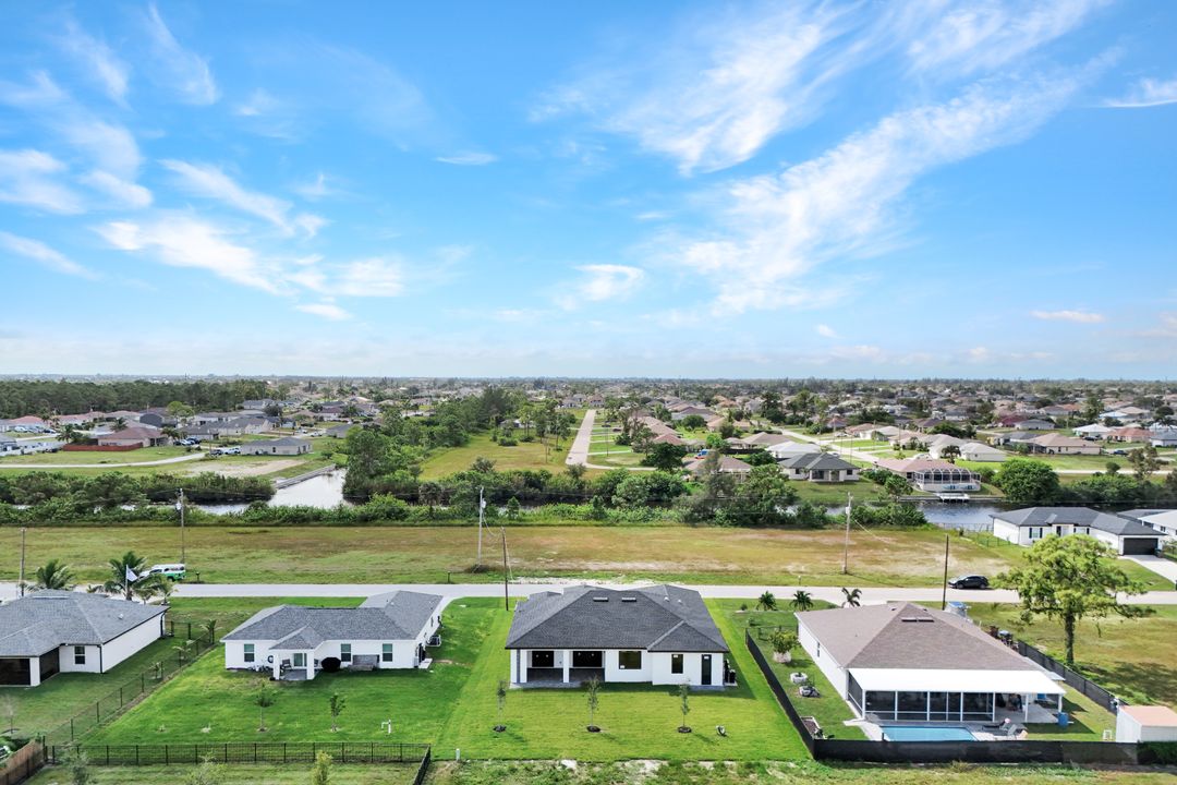 1901 NW 27th St, Cape Coral, FL 33993