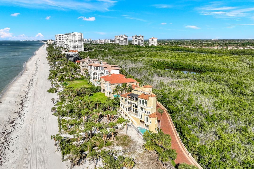 7425 Bay Colony Dr, Naples, FL 34108