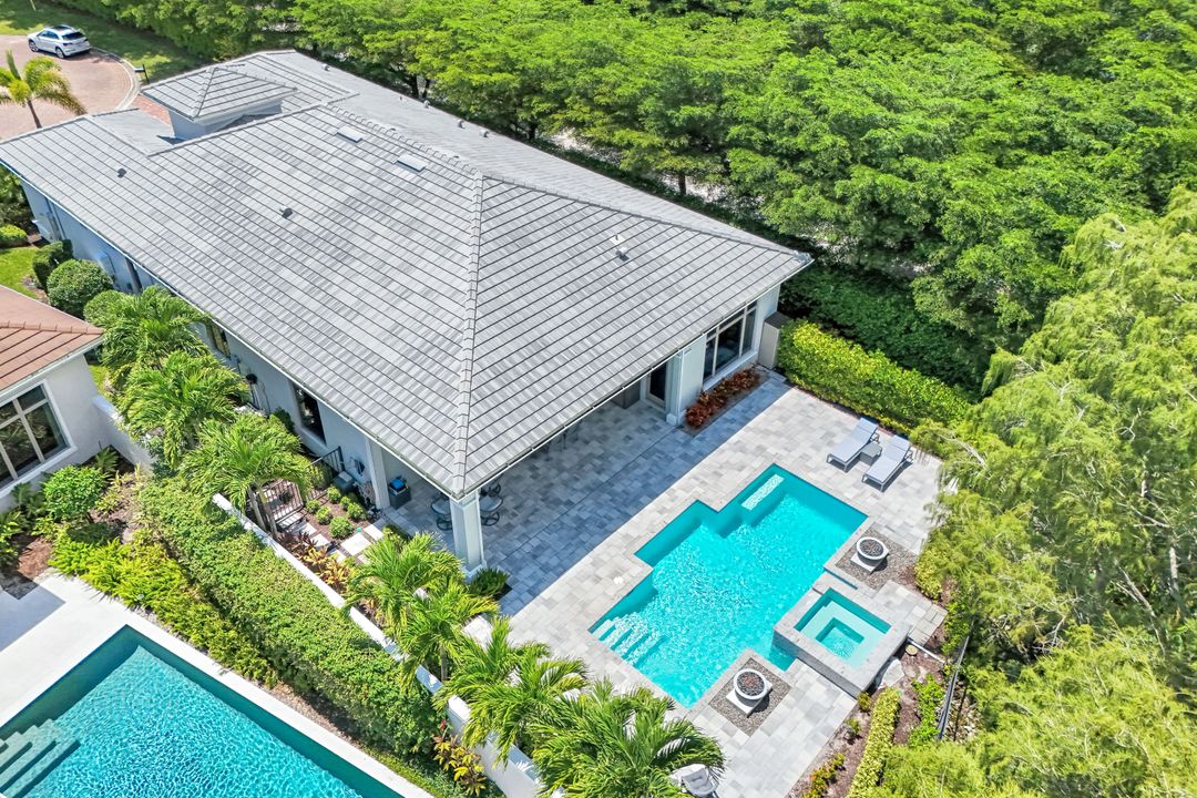 18282 Via Caprini Dr, Miromar Lakes, FL 33913