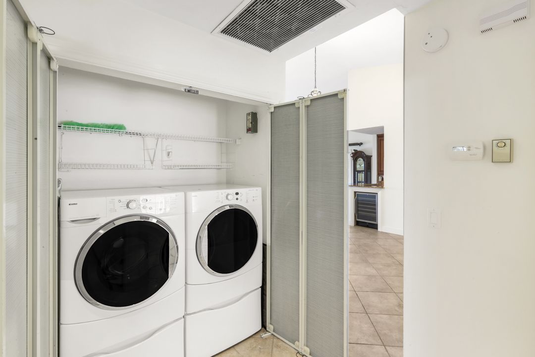 2626 Sailors Way, Naples, FL 34109