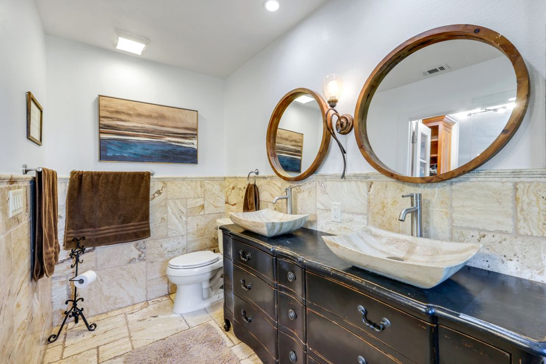 284 Polynesia Ct, Marco Island, FL 34145