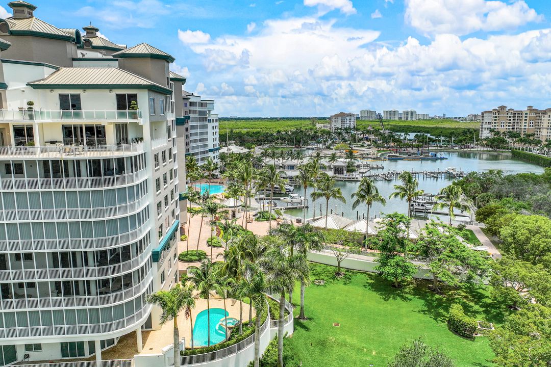 13665 Vanderbilt Dr  #501, Naples, FL 34110