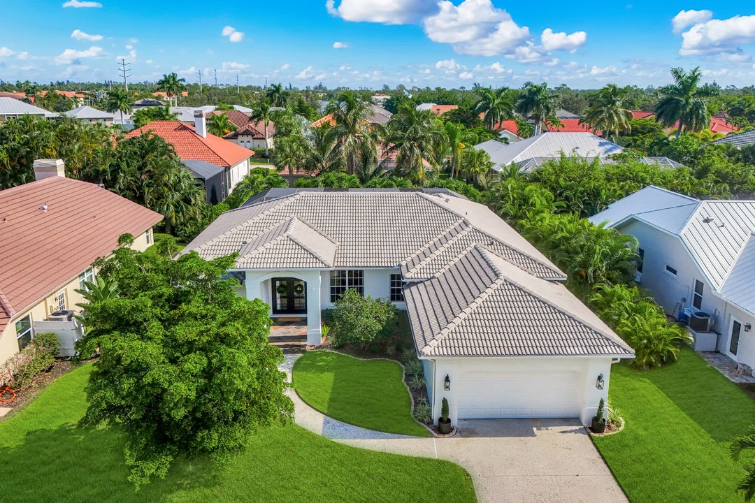 8748 S Lake Cir, Fort Myers, FL 33908