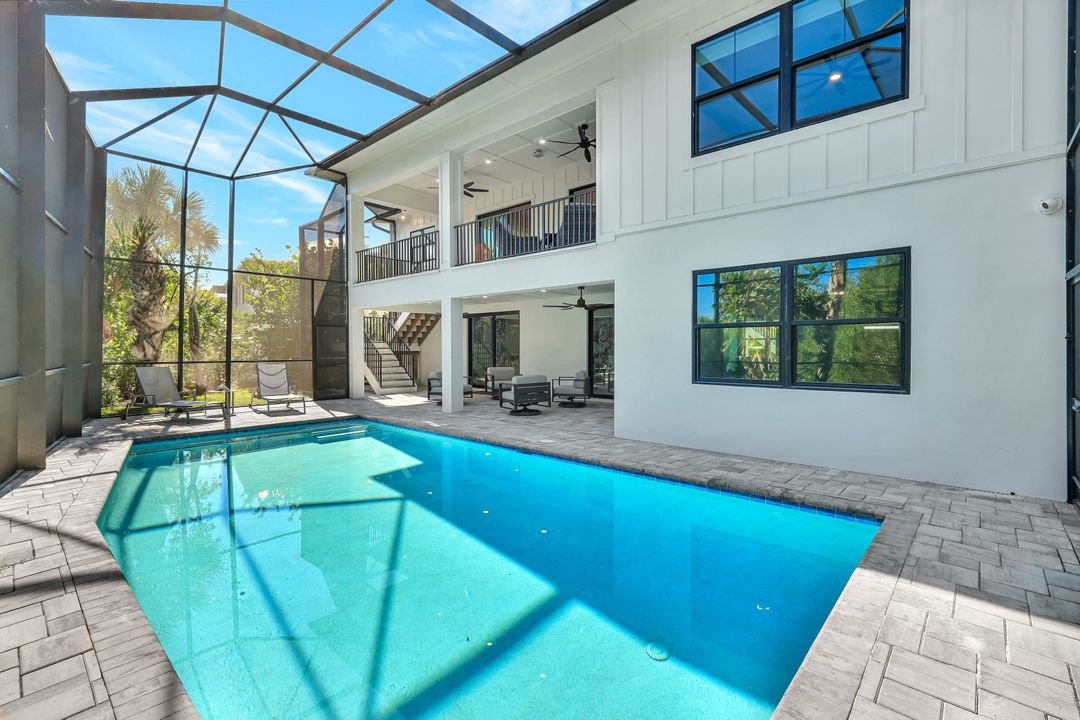 1044 Fish Crow Rd, Sanibel, FL 33957