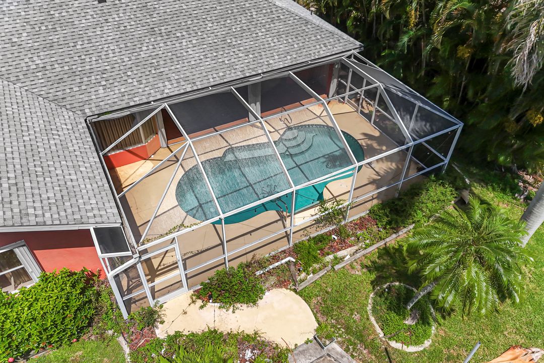 2143 SE 5th Ave, Cape Coral, FL 33990