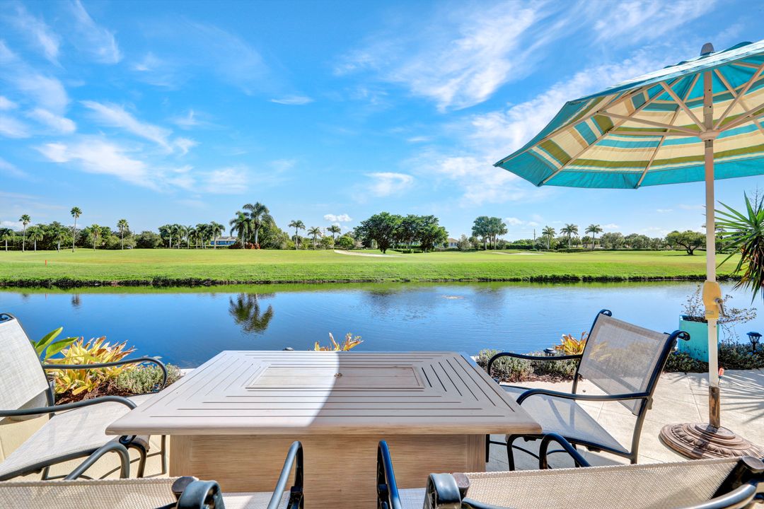 10339 Quail Crown Dr, Naples, FL 34119