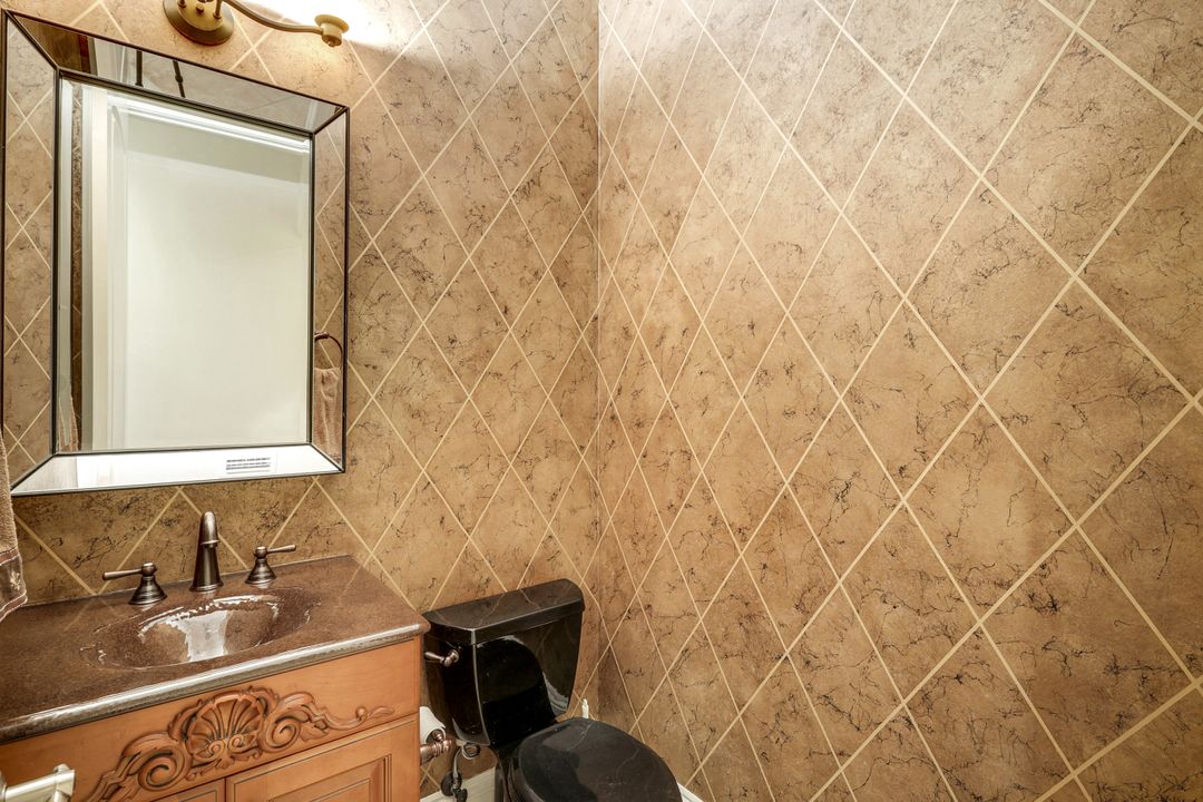 5521 Harbour Preserve Cir, Cape Coral, FL 33914