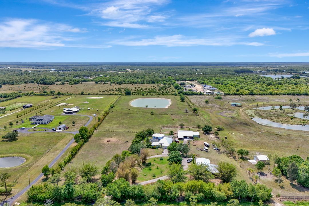 20401 Williams Dr, North Fort Myers, FL 33917