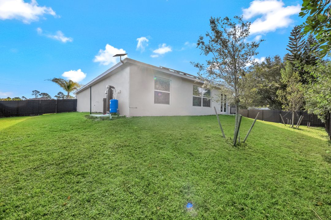 365 Partridge St, Lehigh Acres, FL 33974