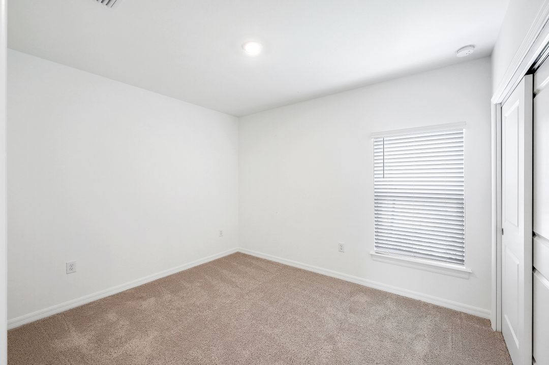 2714 SW 3rd Ln, Cape Coral, FL 33991