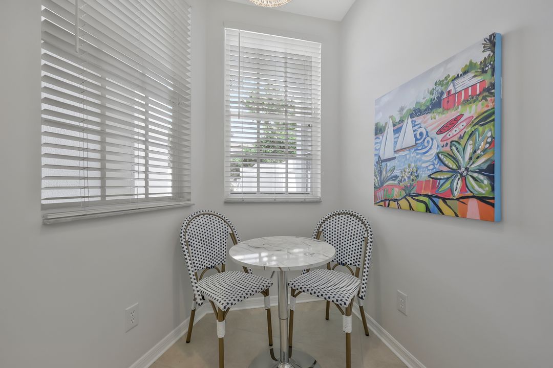 8380 Excalibur Cir #H3, Naples, FL 34108
