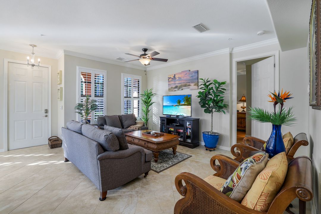 8985 Cambria Cir #2103, Naples, FL 34113