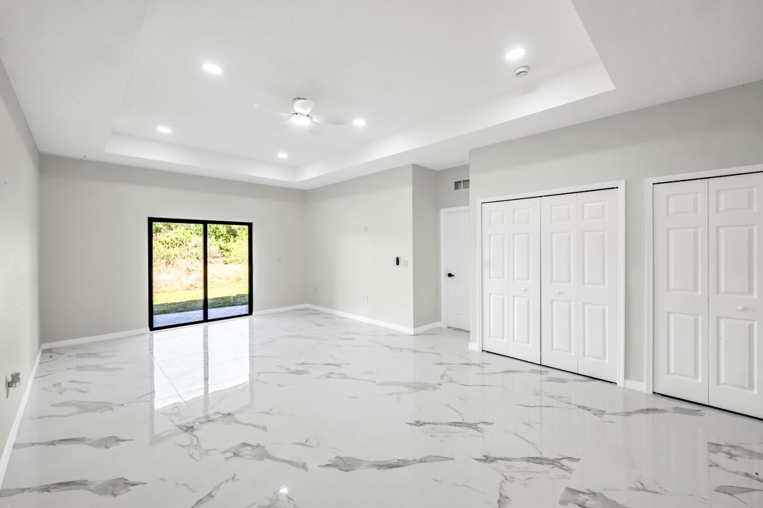 1235 Hillcrest St E, Lehigh Acres, FL 33974