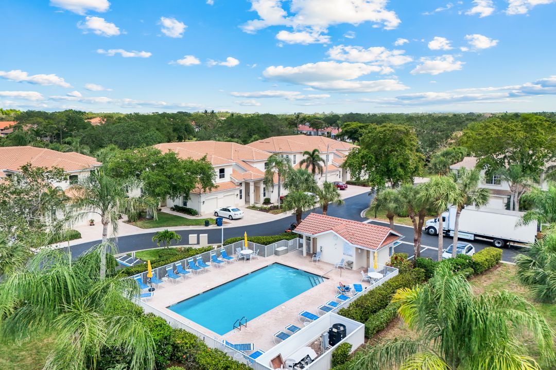 9040 Palmas Grandes Blvd #101, Bonita Springs, FL 34135