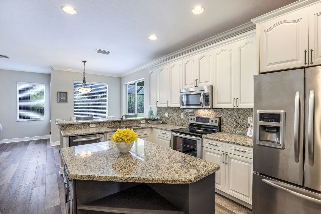 20661 Torre Del Lago St, Estero, FL 33928