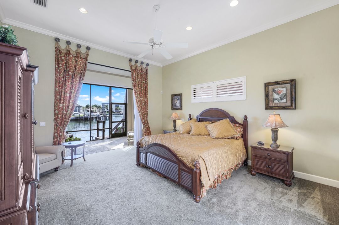 833 Swan Dr, Marco Island, FL 34145