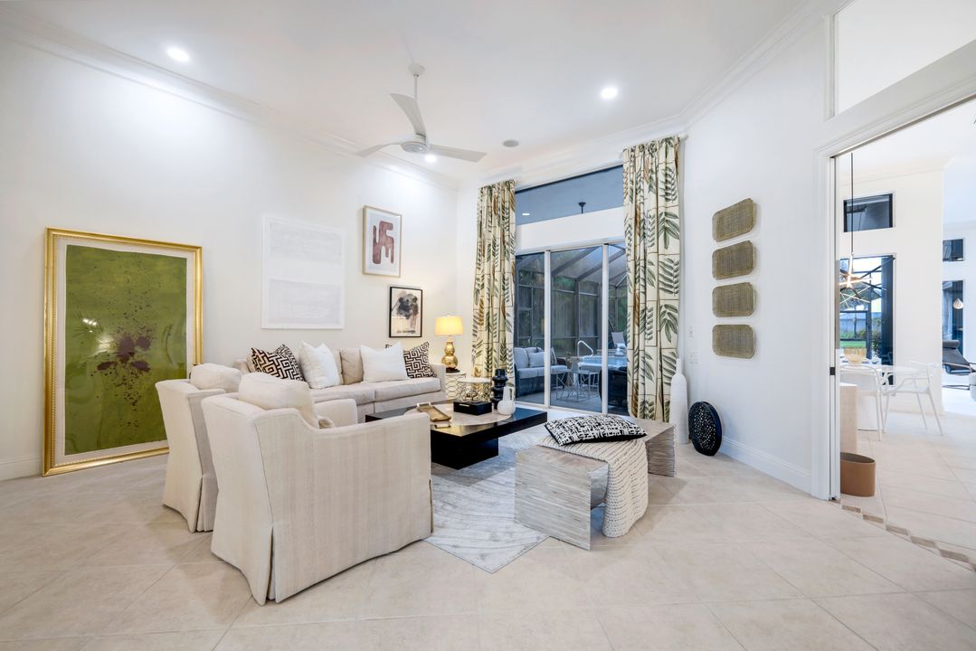 11819 Warbler Ct, Naples, FL 34119