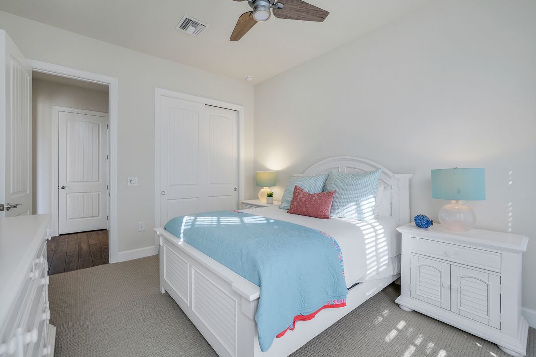 9493 Night Heron Ln, Naples, FL 34120
