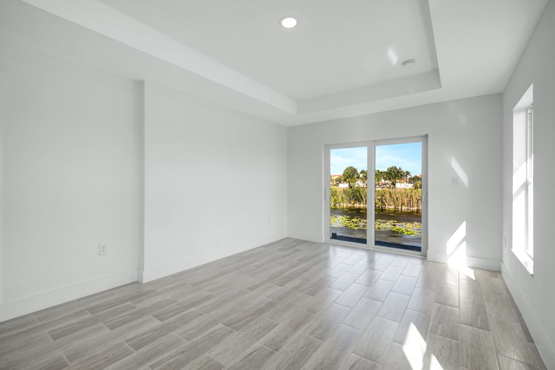 1729 NE 23rd St, Cape Coral, FL 33909