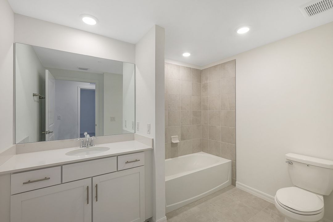 5739 Oakmont Ct, Ave Maria, FL 34142