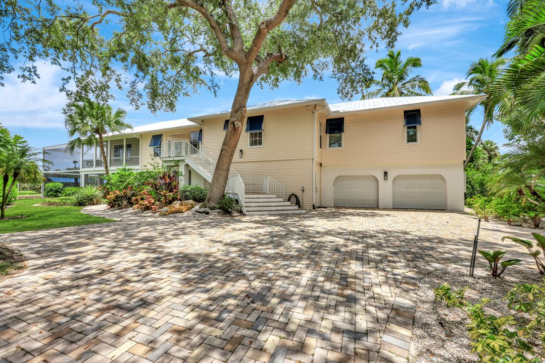27214 Jolly Roger Ln, Bonita Springs, FL 34135