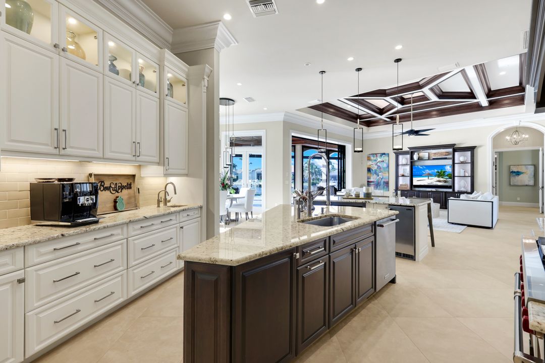 80 Anchor Ct, Marco Island, FL 34145