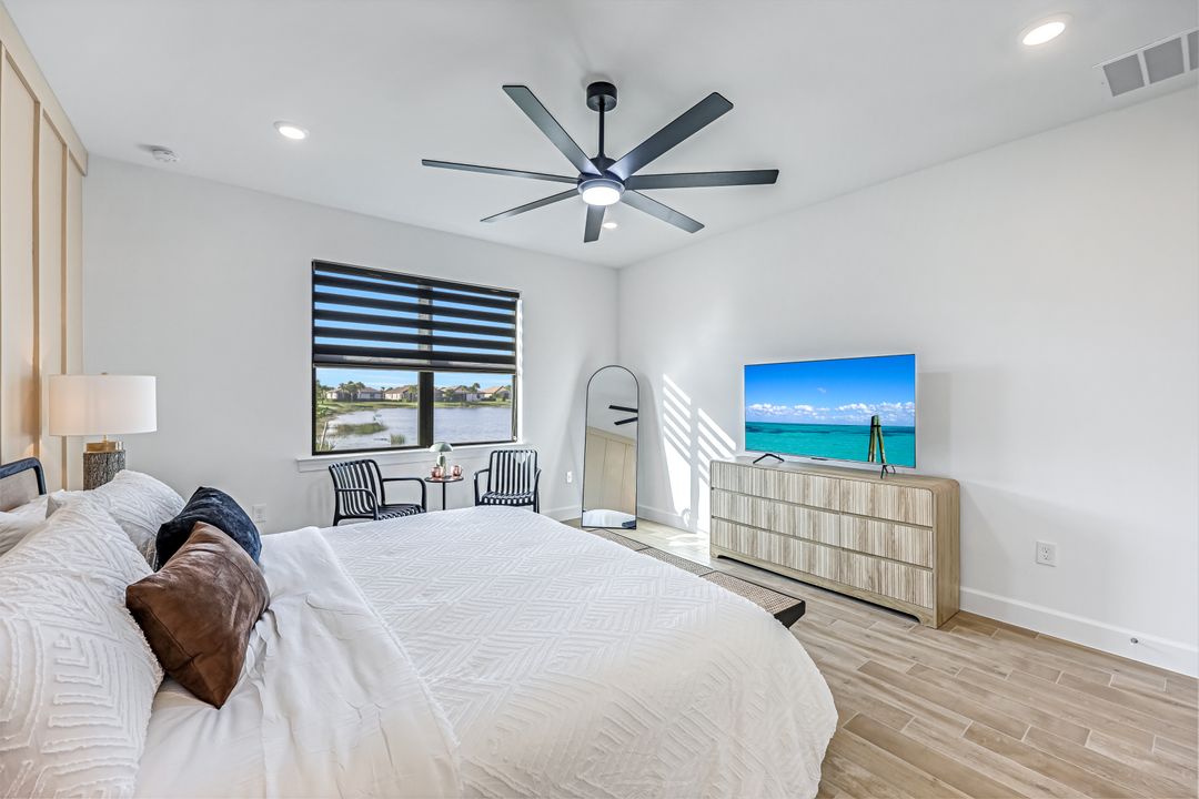 20530 Pebble Gln Dr, Estero, FL 33928