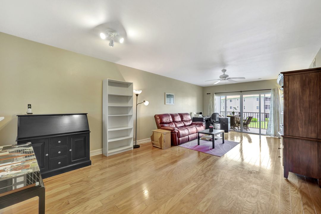 7842 Regal Heron Cir #204, Naples, FL 34104