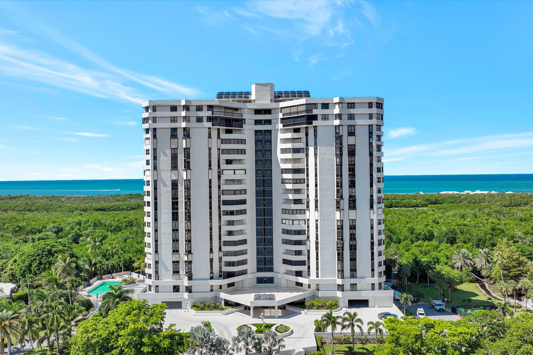 6001 Pelican Bay Blvd #202, Naples, FL 34108