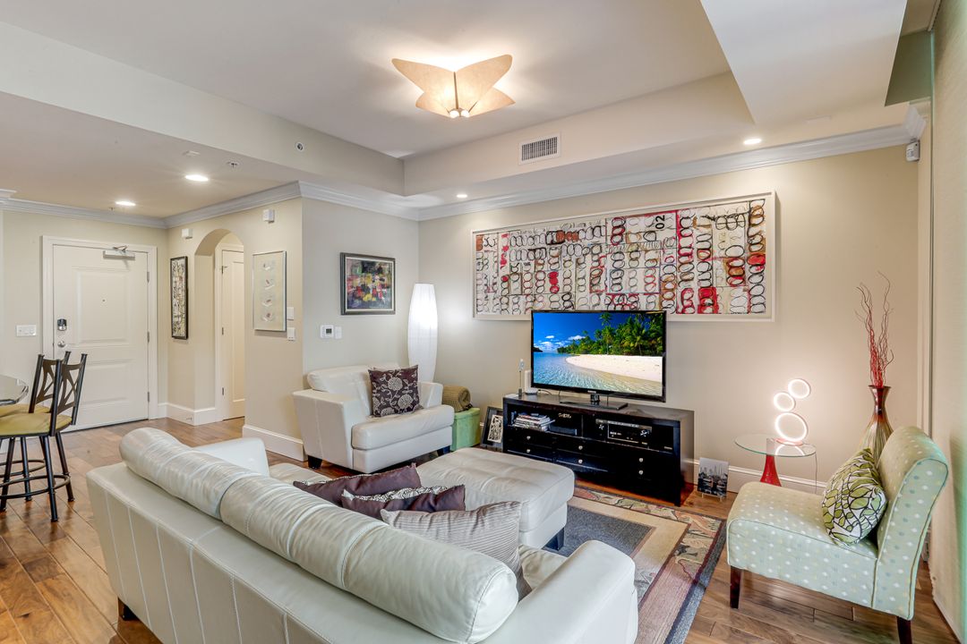 9123 Strada Pl #7201, Naples, FL 34108