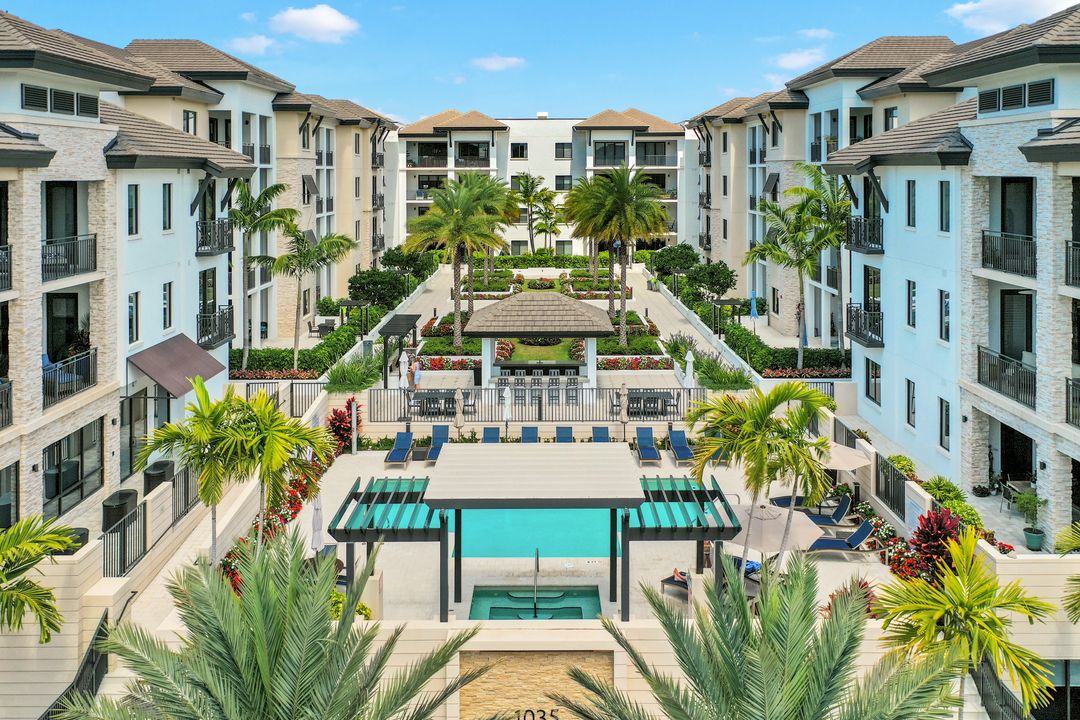 1035 3rd Ave S #310, Naples, FL 34102